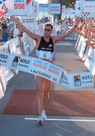Simon Lessing wins fourth world title
